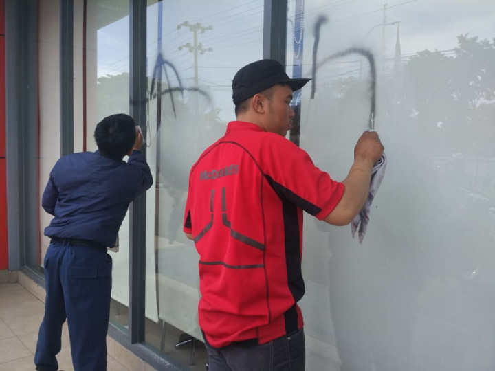 Polisi Tangkap 19 Pelaku Vandalisme saat May Day di Makassar