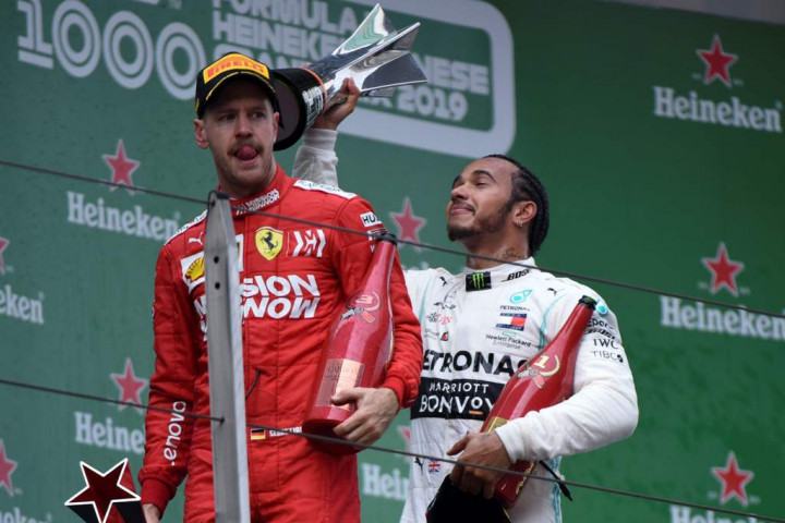 Sebastian Vettel Belum Nyaman dengan Performa Ferrari