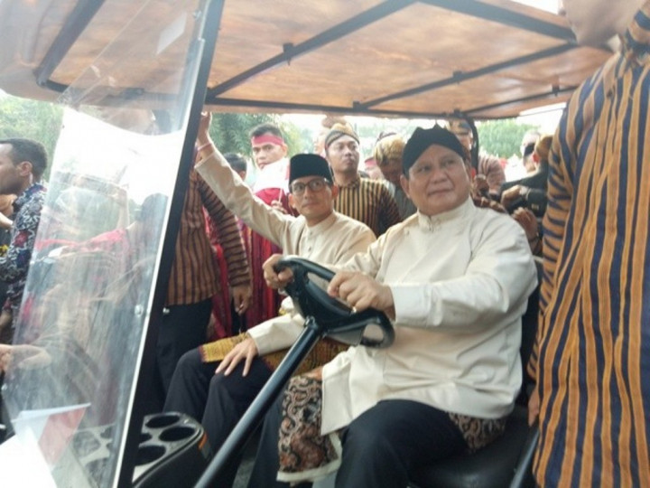 Prabowo - Sandi Unggul di Pakistan