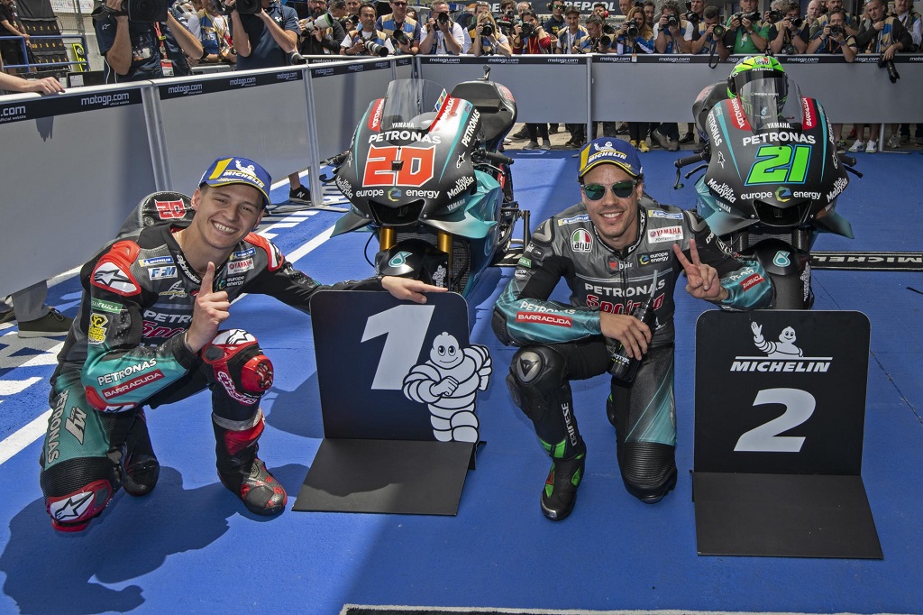 Dua pembalap Petronas Yamaha SRT, Fabio Quartararo (kiri) dan Franco Morbidelli (MotoGP)