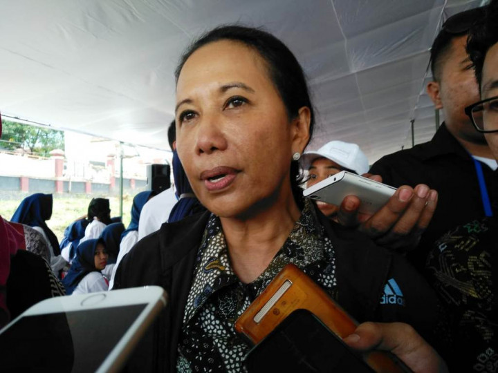 Menteri BUMN Pastikan Garuda Indonesia Ikuti Revisi Tarif