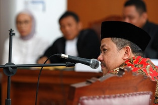 Ratna Sarumpaet Sebut Kesaksian Fahri Hamzah Sesuai Harapan