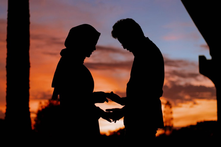 Kumpulan Puisi Cinta nan Romantis untuk Pacar