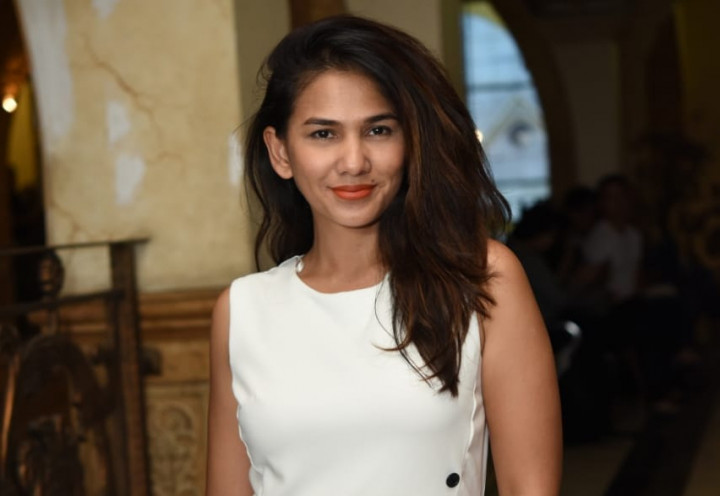 Nova Eliza Sempat Berniat Pensiun Akting demi Anak