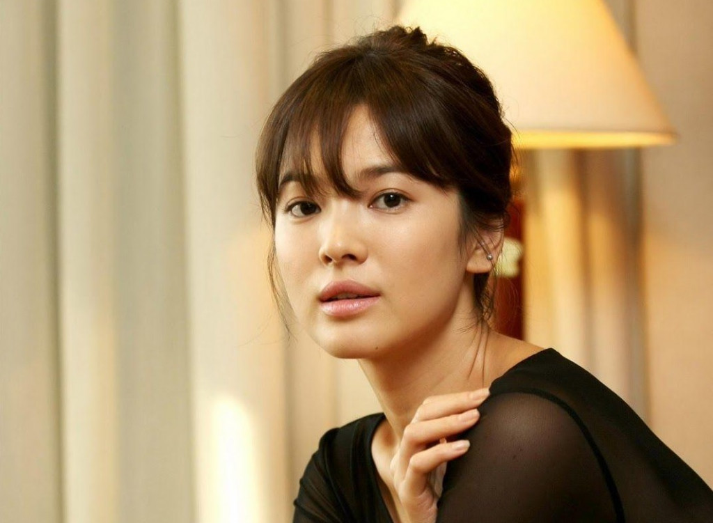  Song  Hye  Kyo  Terbebani dengan Julukan Bintang Hallyu Nomor 