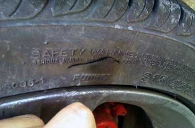 Atur Tekanan Angin, Jaga Kondisi Ban Lebih Awet