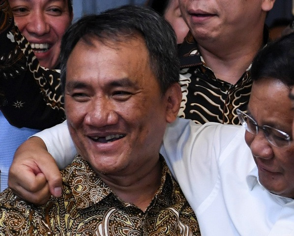 Terkuburnya Tagar Sampai Kicauan Setan Gundul