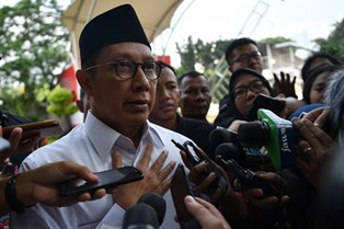 Menteri Lukman Irit Bicara Usai Diperiksa KPK