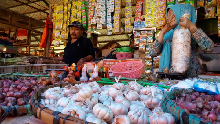 Harga Bawang Terus Dikendalikan
