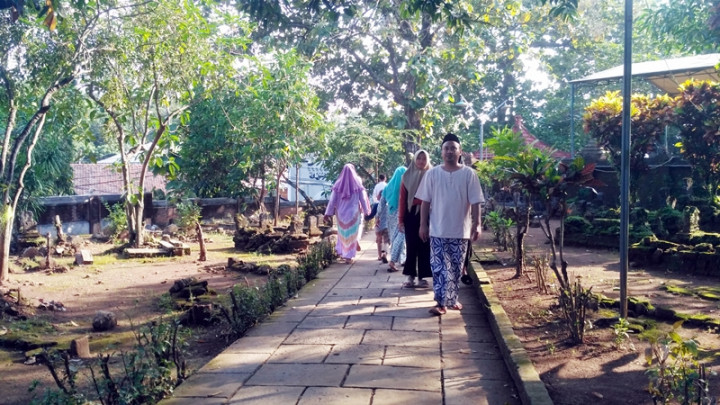 Tuah Air Sumur dan Mengkudu Masjid Mantingan
