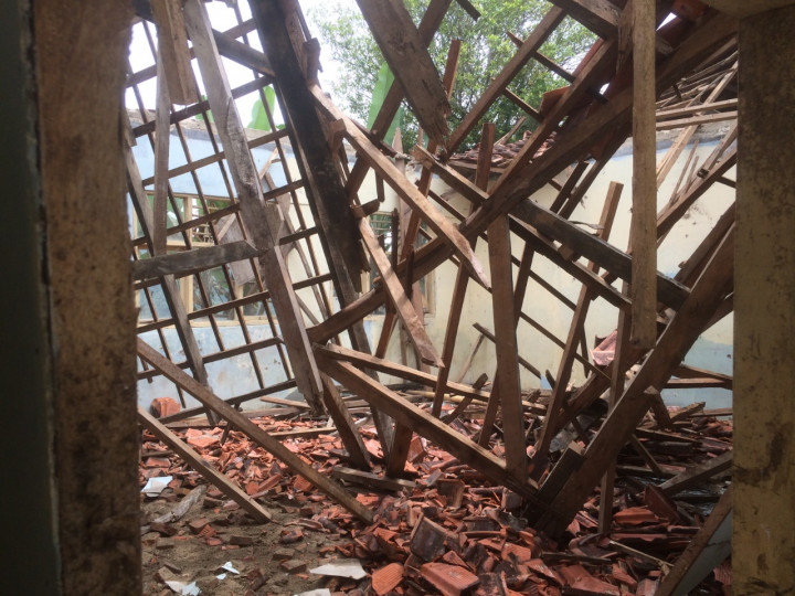 Atap Roboh Jelang USBN, Kondisi SD Negeri 1 Datarcae Memprihatinkan