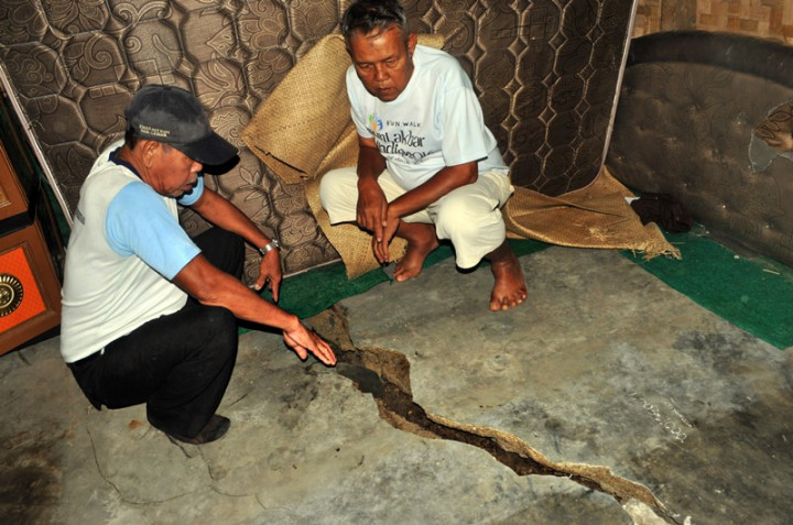 Warga Lebak Korban Pergerakan Tanah Butuh Bantuan