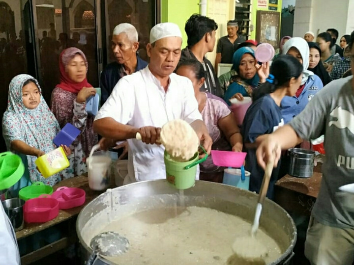 Bubur Samin, Sajian Berbuka Puasa Simbol Persatuan