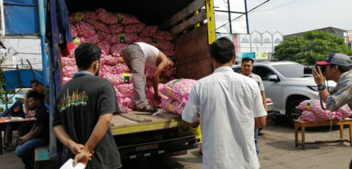 Harga Kebutuhan Pokok di Pasar Anyar Tangerang Kembali Normal