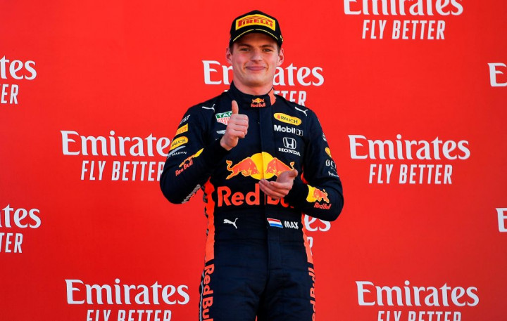 Verstappen: Marcedes Terlalu Cepat!