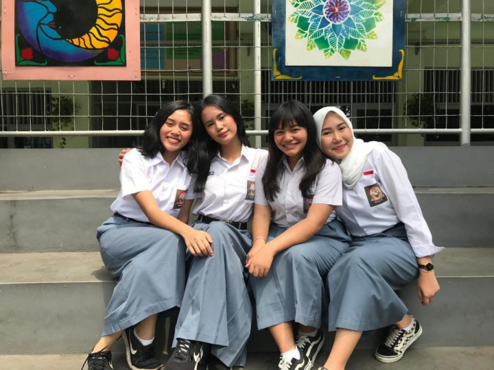 Amel Carla Lulus SMA Langsung Masuk UI