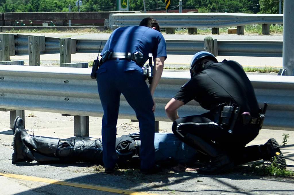 Pengawal Iring-iringan Mobil Donald Trump Alami Kecelakaan