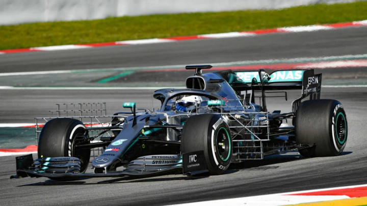 Mercedes Lanjutkan Superioritas di Catalunya
