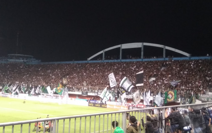 PSS Dibayangi Sanksi, Pelatih Kecewa dengan Ulah Suporter