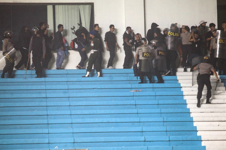 Enam Orang Dibebaskan, Laga Pembukaan Liga 1 Dievaluasi