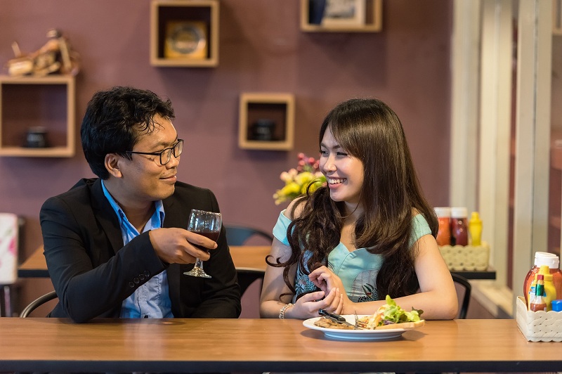 (Tidak merawat diri dan tak menjaga sikap, seringkali jadi alasan para pria ditinggalkan calon pasangannya. Foto: Pixabay.com)