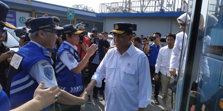 Pintu Keluar Tol <i>One Way</i> Tak Hanya di Brebes Barat