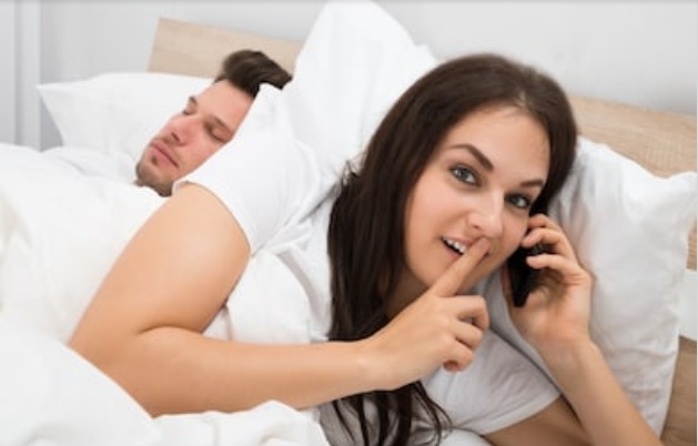 Perempuan tidak memiliki hubungan seks yang cukup memuaskan di rumah. (Foto Ilustrasi: Shutterstock)