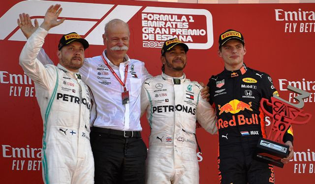 Hamilton Ungkap Pembalap yang Jadi Ancaman Terbesarnya