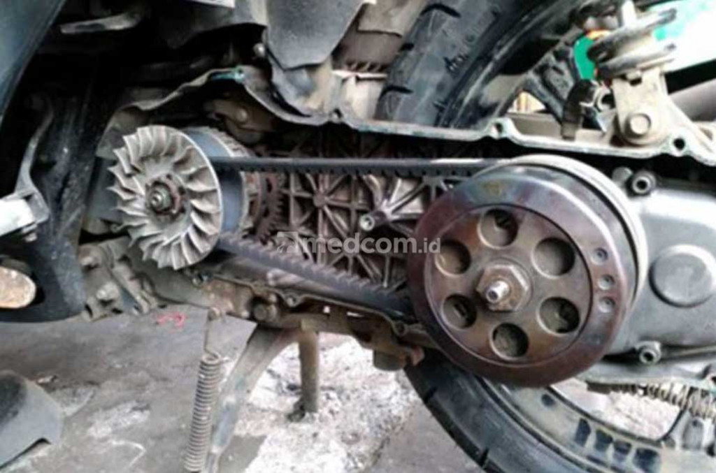 Cek Berkala V-Belt Motor Matic Sebelum Mudik