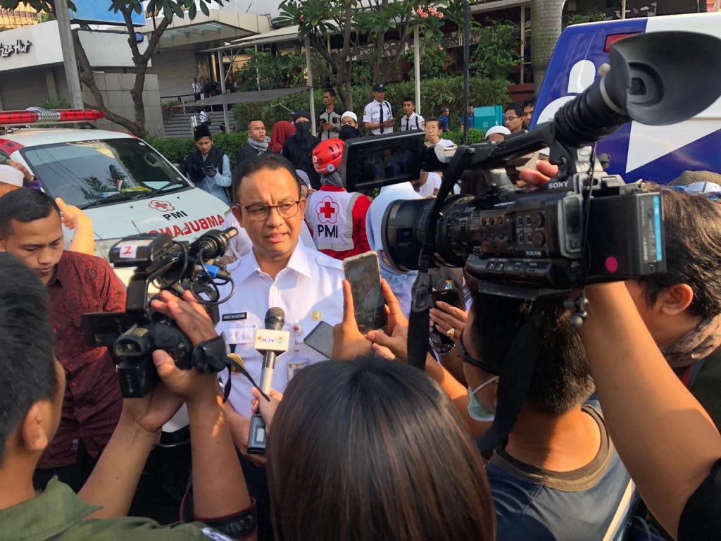 Anies Minta Warga Bekerja Seperti Biasa