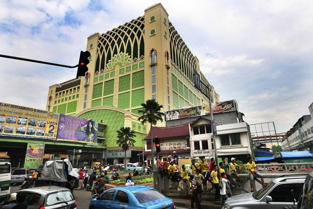 Pasar Tanah  Abang  Ditutup Hingga Sabtu