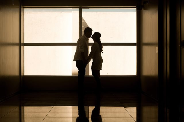 Tanpa disadari, kebiasaan dan perilaku seorang pria mencerminkan pikiran bawah sadarnya soal hubungan. (Foto: Pexels.com)