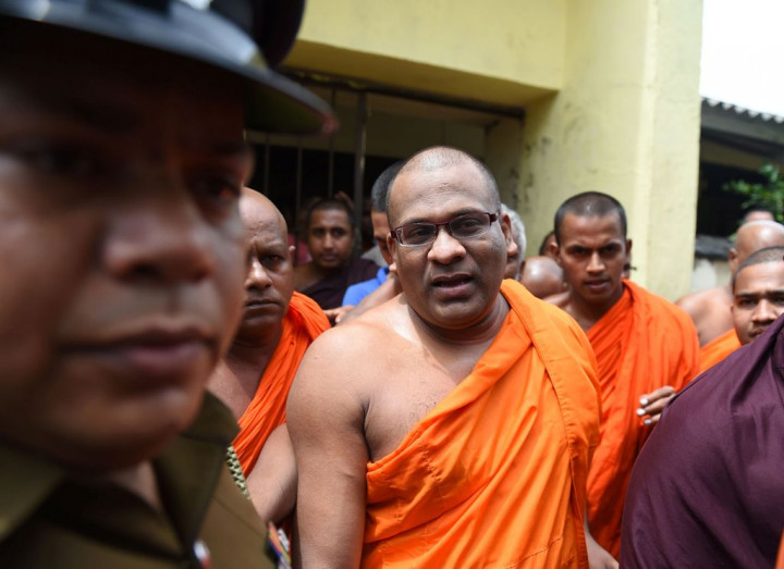 Sri Lanka Bebaskan Biksu Anti-Muslim