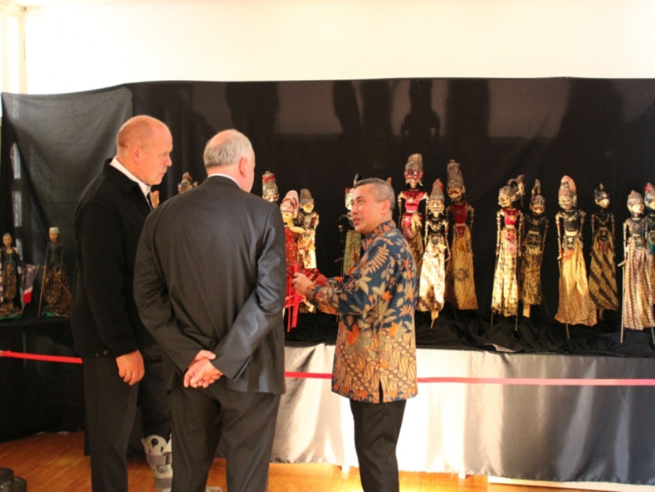 Keris dan Wayang Golek Dipamerkan di Hamburg