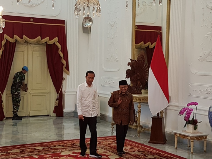 Presiden Jokowi Bertemu Habibie