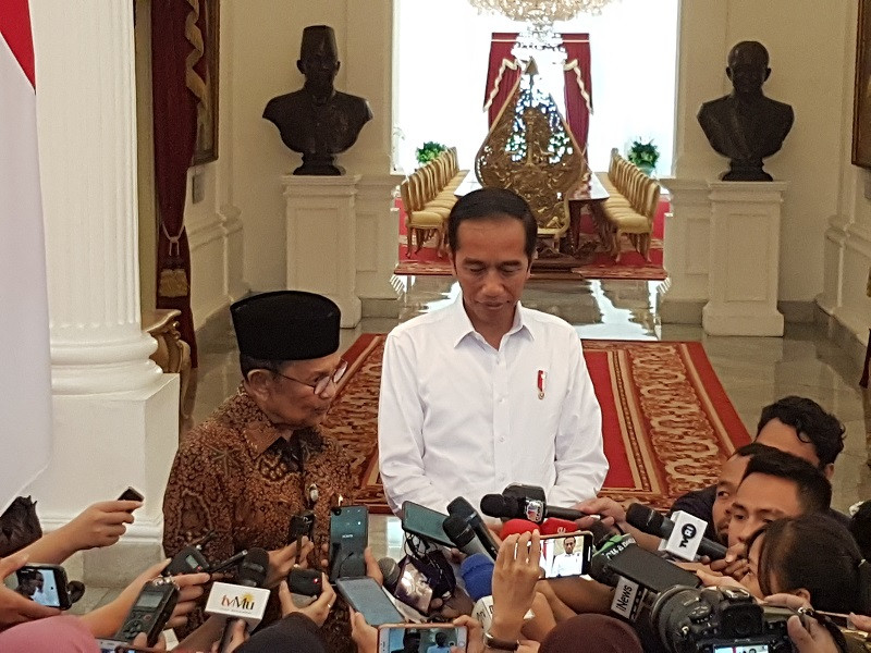 Habibie Berharap Jokowi Lanjutkan Pembangunan