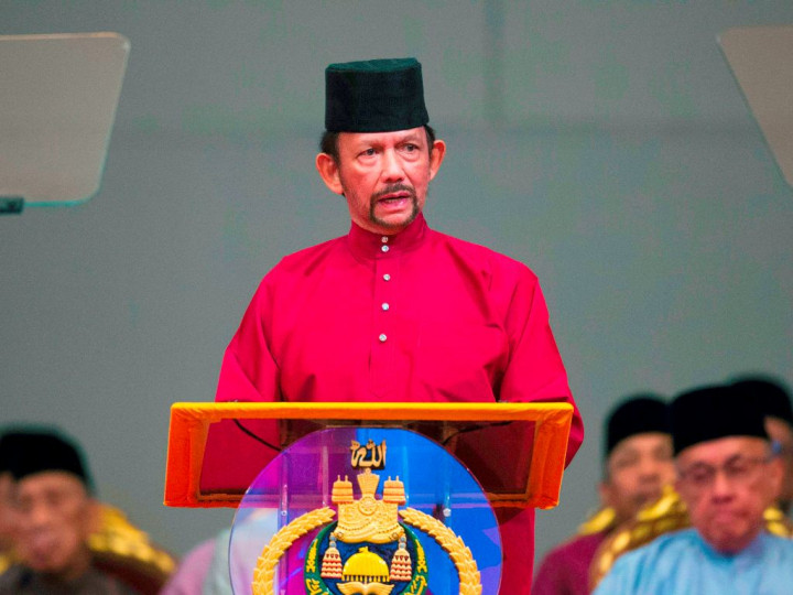 Sultan Brunei Kembalikan Gelar Kehormatan dari Universitas Oxford