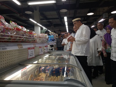 Kue Kering Mengandung Pewarna Tekstil Ditemukan di Pasar Tigaraksa