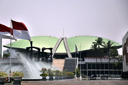 Mayoritas Kursi DPR Bakal Diisi Wajah Baru