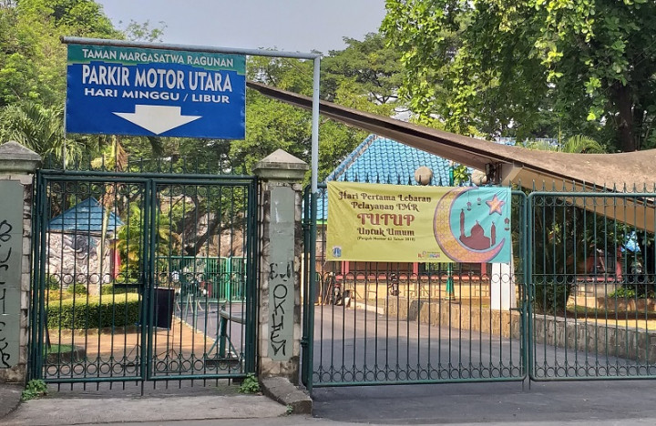 Taman Margasatwa Ragunan Tutup Hari Pertama Idulfitri
