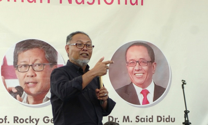 Bambang Widjojanto Diminta Menghormati MK