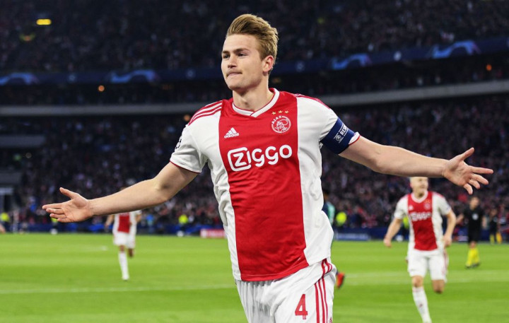 Masa Depan De Ligt Masih Abu-abu