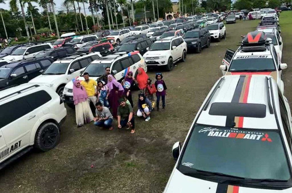 Pajero Sport Family Seseruan di  Ultah SUVB