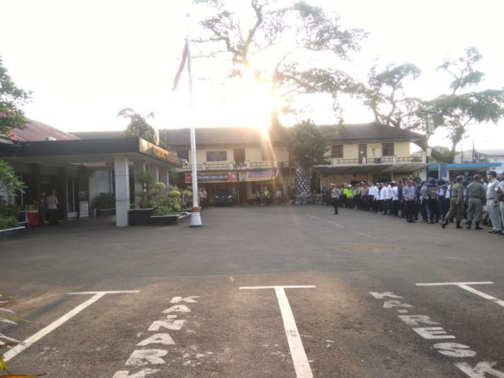 Polres Metro Bekasi Terima Penitipan Barang Berharga Pemudik