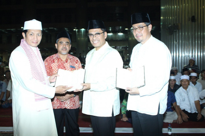 Yayasan Muslim Sinar Mas Wakafkan 1.000 Eksemplar Alquran