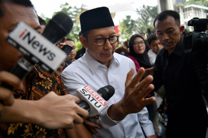 Menteri Lukman Pasang Badan buat Penyuap