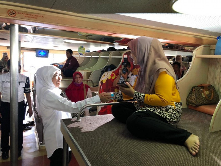 Khofifah Lepas Keberangkatan Perdana Mudik Gratis