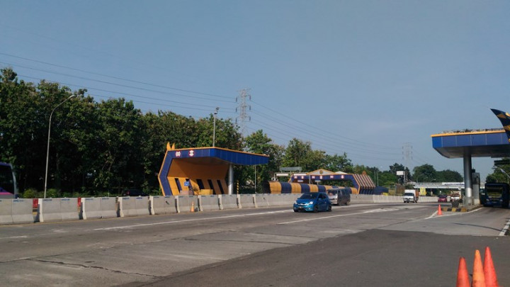 Volume Kendaraan di Tol Trans Jawa Semarang Mulai Meningkat