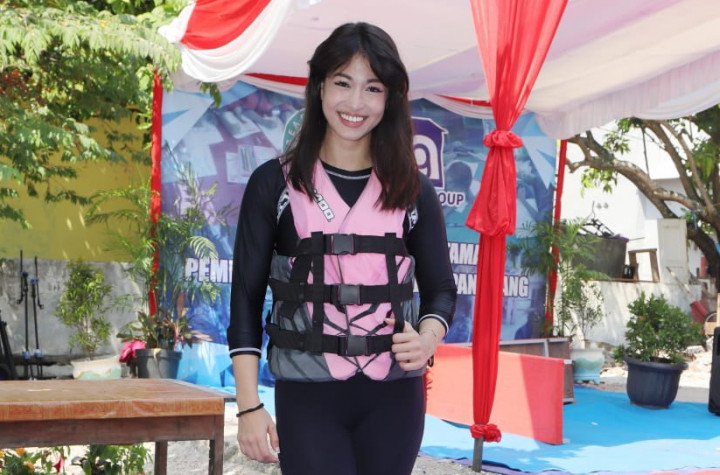 Karenina Sunny Ikut Dirikan Taman Bacaan di Kepulauan Seribu