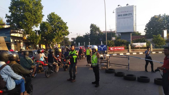 Polresta Cirebon Berlakukan Sistem Buka Tutup di Pantura